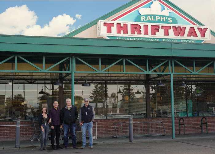 Thriftway and Taper team members collaborate on sustainable grocery store refrigeration remodel